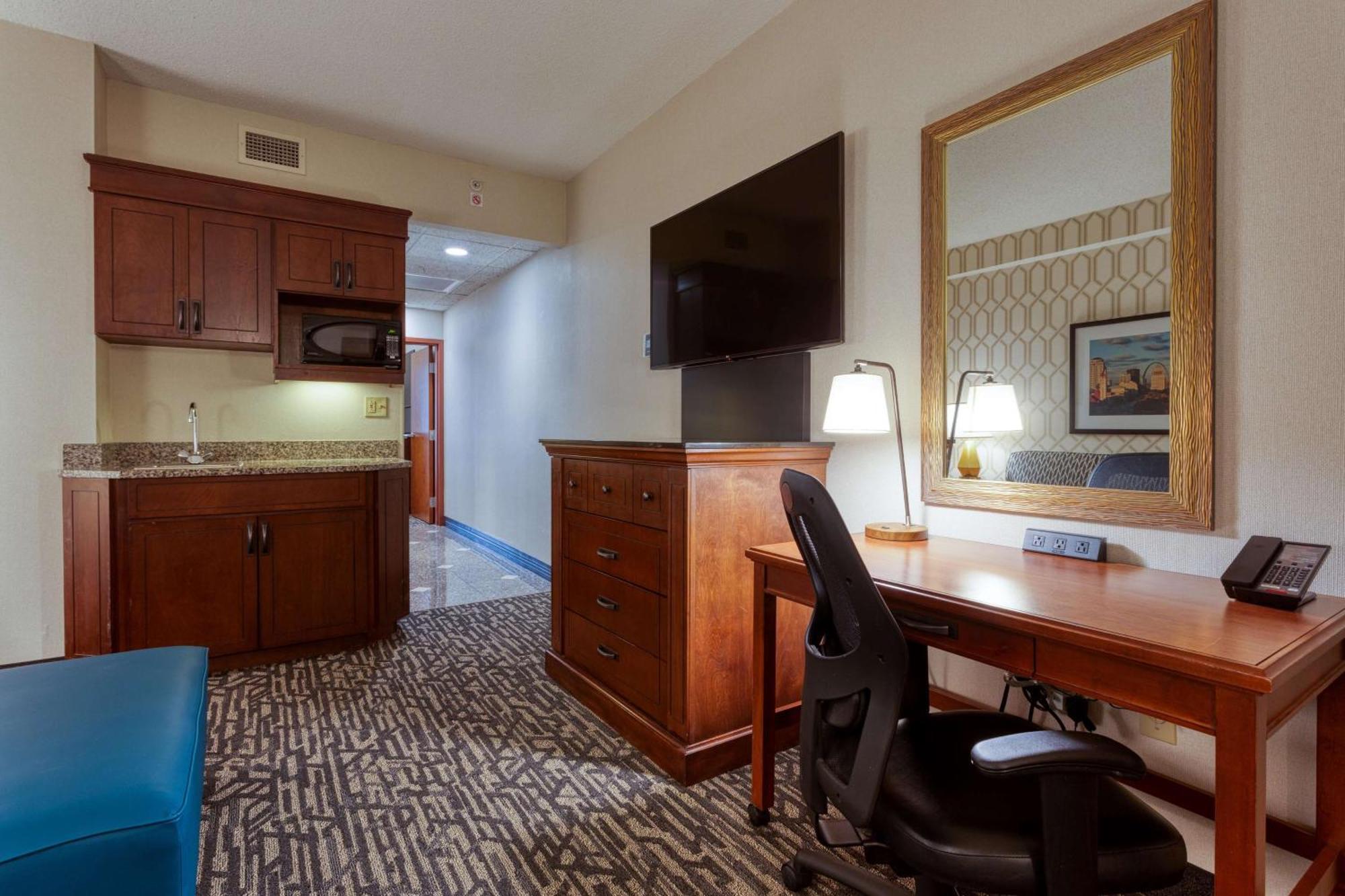 Drury Plaza Hotel St. Louis เชสเตอร์ฟิลด์ ภายนอก รูปภาพ